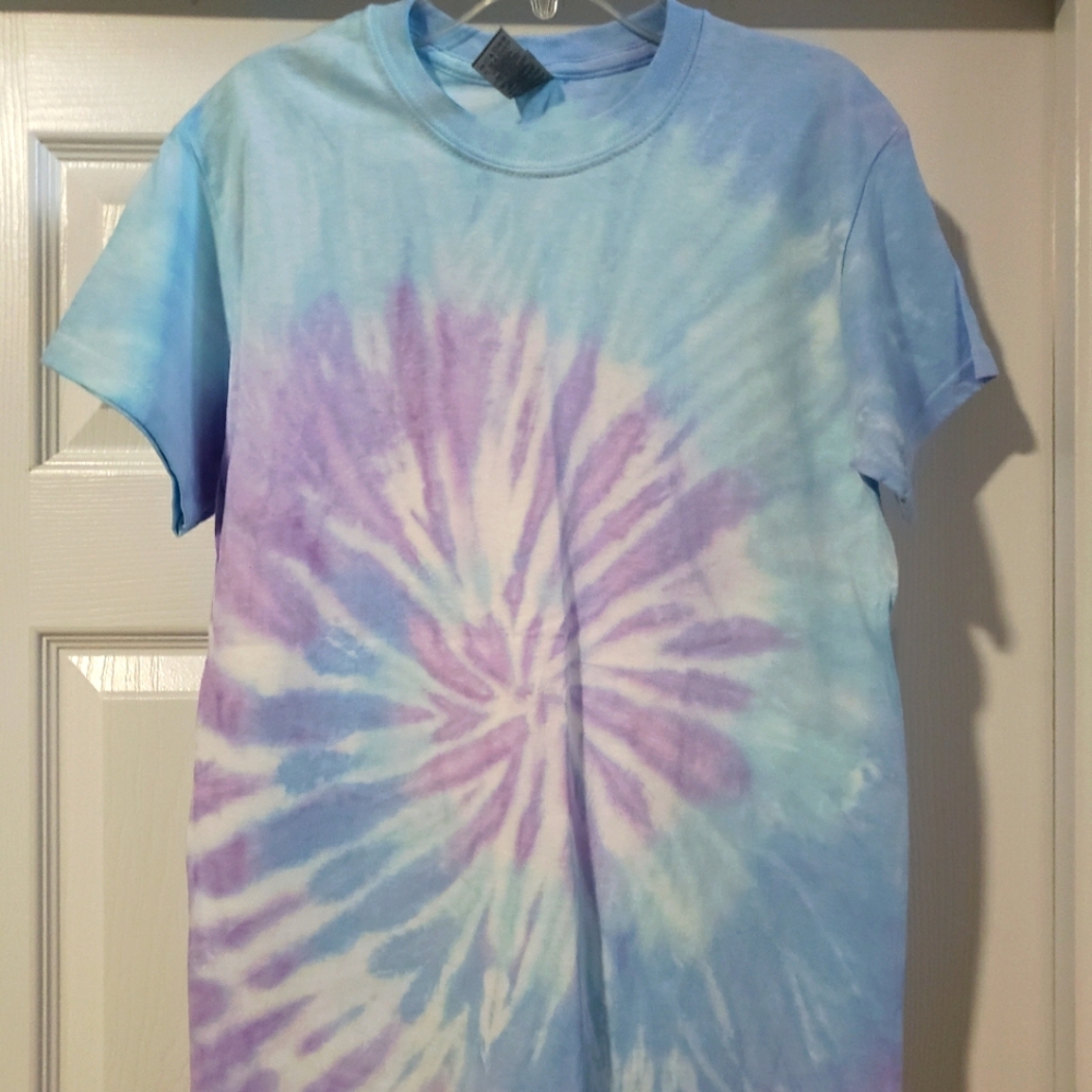 New custom tye dye tshirt